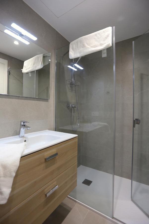 Juan De Austria Central Penthouse 4Pax マラガ エクステリア 写真